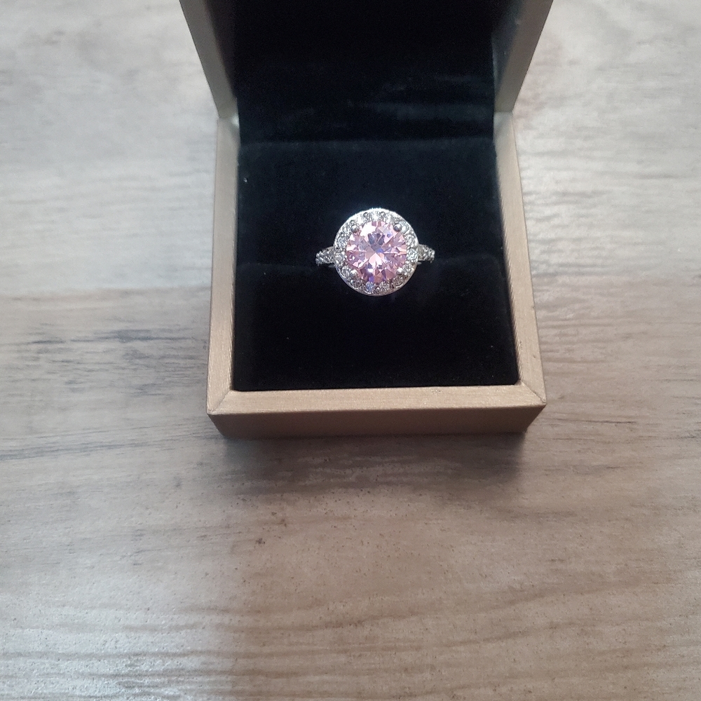 Pink gemstone ring - Picture 7 of 7